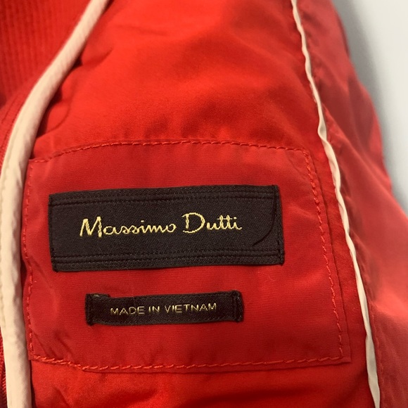 Classy red Massimo Dutti vest with gold embellishments - Picture 10 of 10